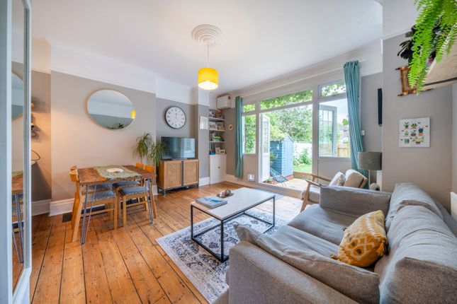 Flat 3, 43, Westwood Hill, London photo 3