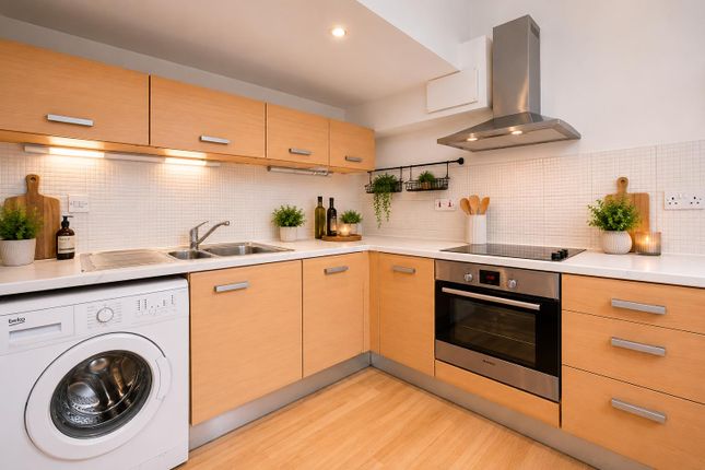 Flat 2, Wollaton House, Batchelor Street, London photo 3