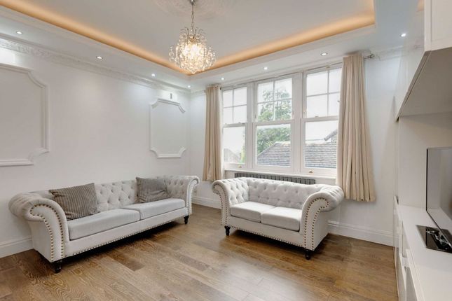 Flat 2, St. Hildas Mount, 82, Marsh Lane, London photo 2