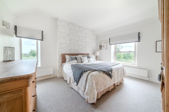 Bedroom2-2.Jpg