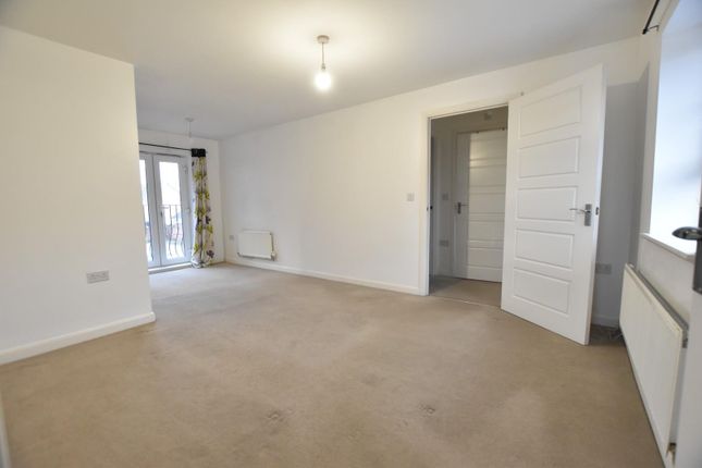 Flat for sale in Osprey Drive, Scunthorpe