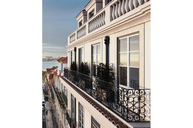 Thumbnail Apartment for sale in Misericórdia, Lisboa, Lisboa