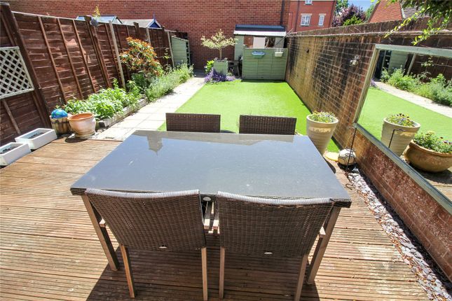110, Redhouse Way, Swindon photo 4