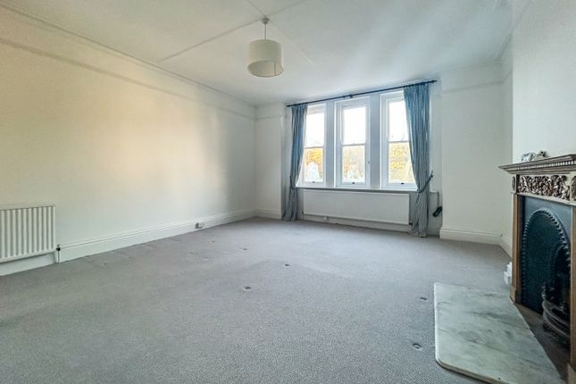 Flat 2, Westering, Bishops Down Road, Tunbridge Wells photo 3