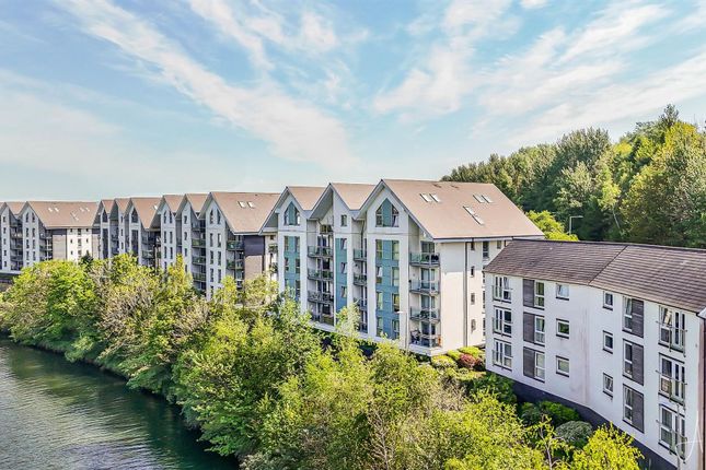 2-bed flat on 11 Phoebe Road, Swansea, £130,000