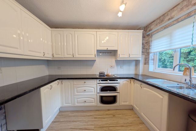 53 Camelot Way, Runcorn photo 3