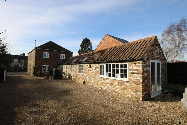 4 Bed Detached House For Sale In High Street Martin