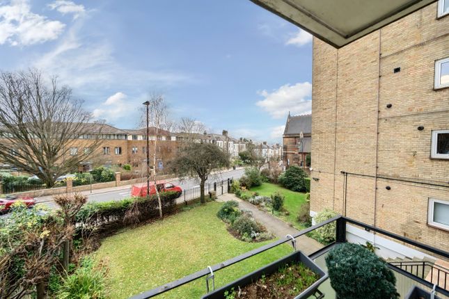 Flat for sale in Dartmouth Park Hill, Dartmouth Park