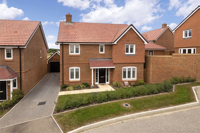 Detached house to rent in Clark Close, Edenbridge, Kent