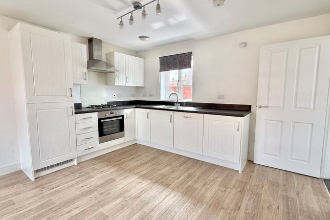 2-bed house on 12, Biggleswade, £1,350/mo
