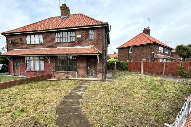 Thumbnail Semi-detached house for sale in 18th Avenue, Hull
