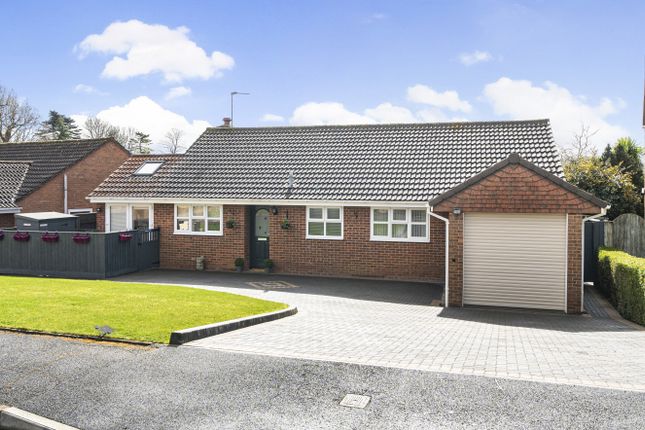 Thumbnail Bungalow for sale in Lincoln Close, Exmouth, Devon