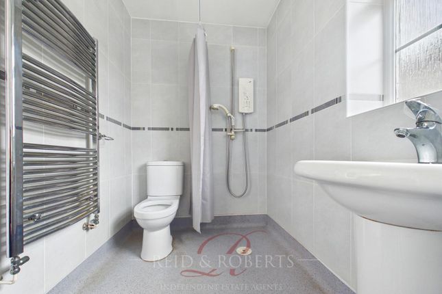 18, Megs Lane, Buckley photo 5