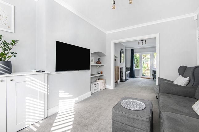 14 Peplins Way, Brookmans Park photo 4
