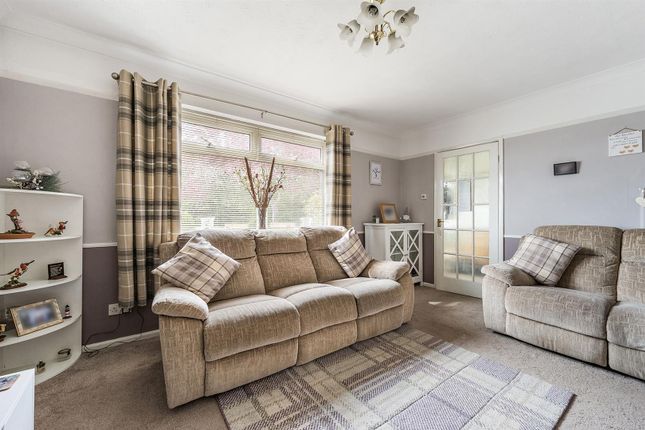 3, Mead Road, Andover photo 4
