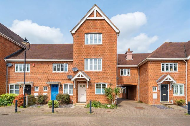 Thumbnail Terraced house for sale in Wintney Street, Fleet