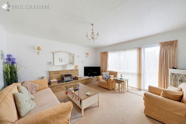 Carew Road, Wallington photo 3