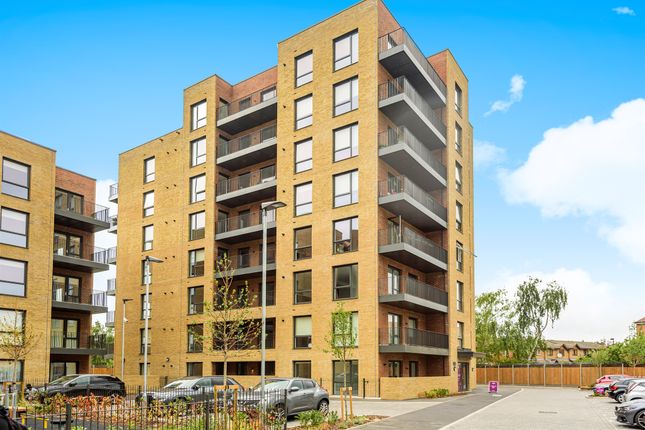 Thumbnail Flat for sale in Union Square, Perivale, London