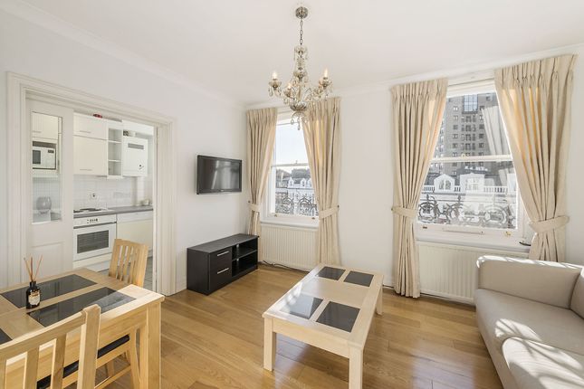 Flat to rent in Emperors Gate, London