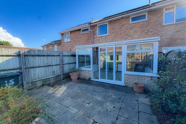 Pelican Close, Weston super Mare photo 4