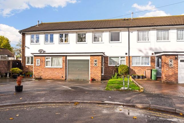 Thumbnail Terraced house for sale in St. Albans Road, Sutton