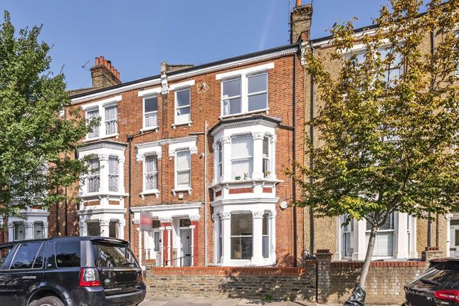 Flat for sale in Dunster Gardens, London