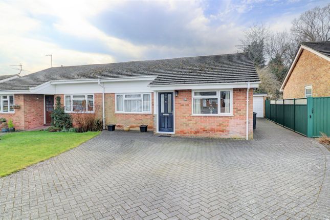 3-bed bungalow on 37, Fernside, High Wycombe, £500,000