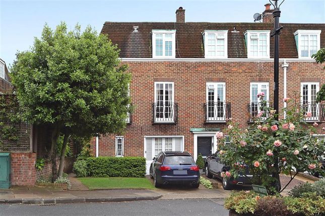 Thumbnail Semi-detached house for sale in Abbotsbury Close, London