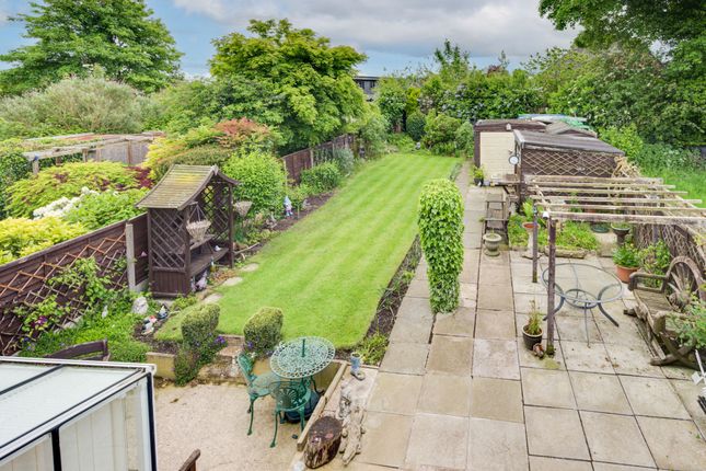2 Kitfield Avenue, Middlewich photo 2