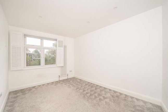 83A, Bridge Road, East Molesey photo 4