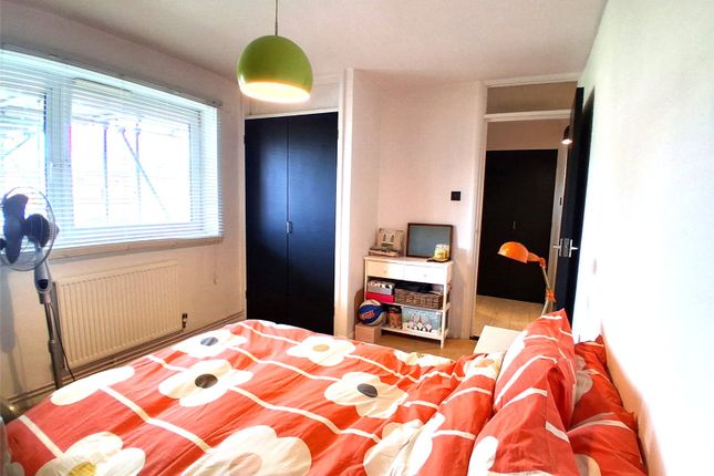 143, Avon Way, Essex photo 4