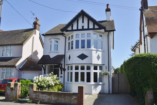 Thumbnail Detached house for sale in Bath Road, Felixstowe