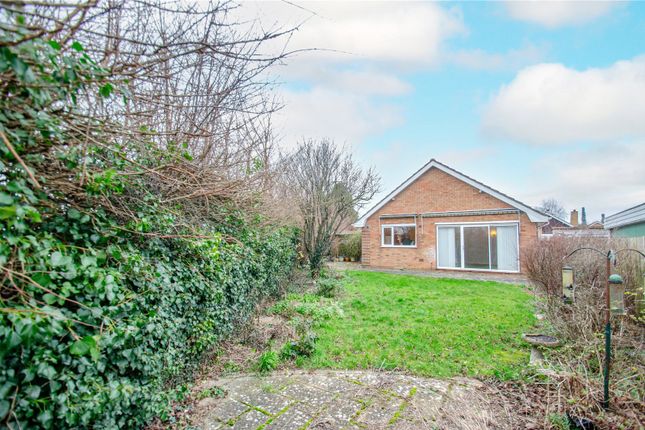 Bungalow for sale in Roundwood Close, Hitchin, Hertfordshire