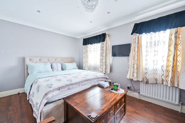 Surrey Water Road, Rotherhithe photo 4