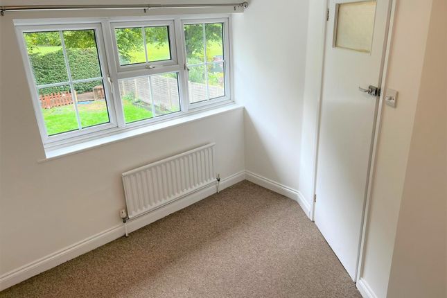 53, Howlands, Welwyn Garden City photo 4