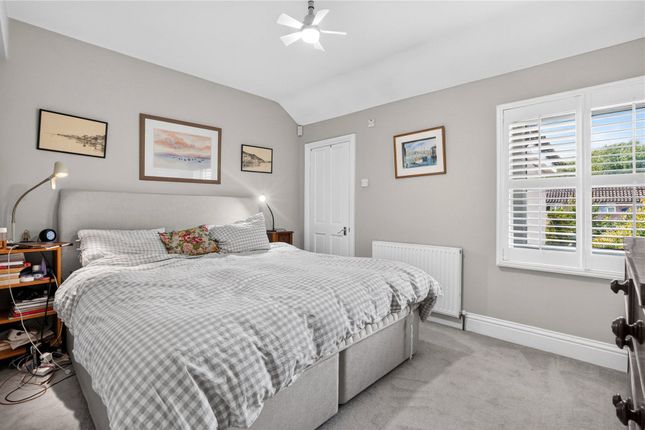 Summer Cottage, 26, Chobham Road, Woking photo 3