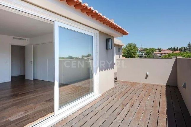Detached house for sale in Street Name Upon Request, Lisboa, Pt