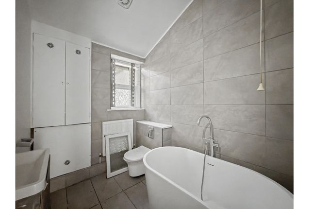45, Peabody Estate, Tottenham photo 5