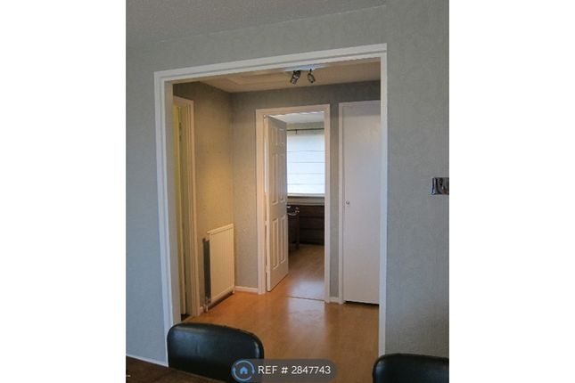 Bellfield, Pixton Way Croydon, Croydon photo 5