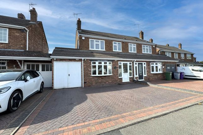 5 Mercer Grove, Wolverhampton photo 2