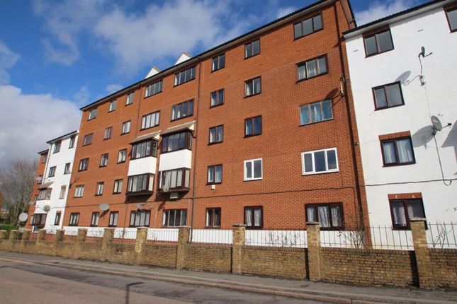 1-bed flat on Ashdown Court Harts Lane, Barking, £209,000