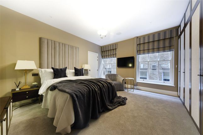 Flat to rent in Strand, London