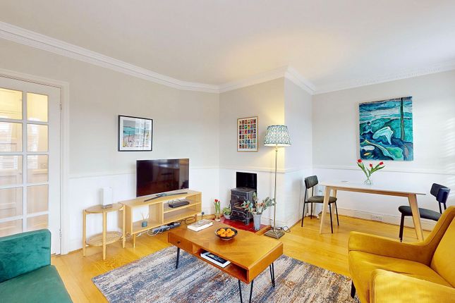 16, Egerton Court, Richmond photo 2