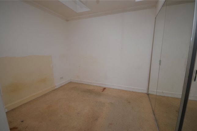 17 Jasmine Court,, Woodyates Road, Lee photo 5