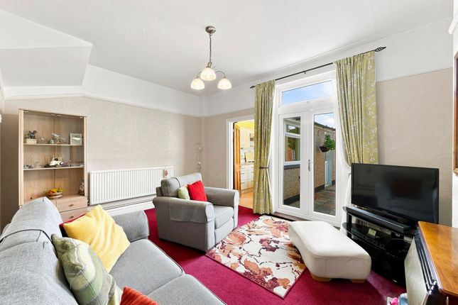 9 Colne Street, Newport photo 2