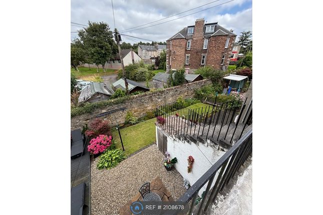 Upper Right  Brucefield Avenue, Dunfermline photo 3