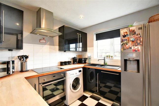 Thumbnail Flat for sale in Beaufort Close, London