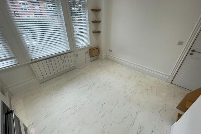 Apt 1, 45, Regent Road, Altrincham photo 3