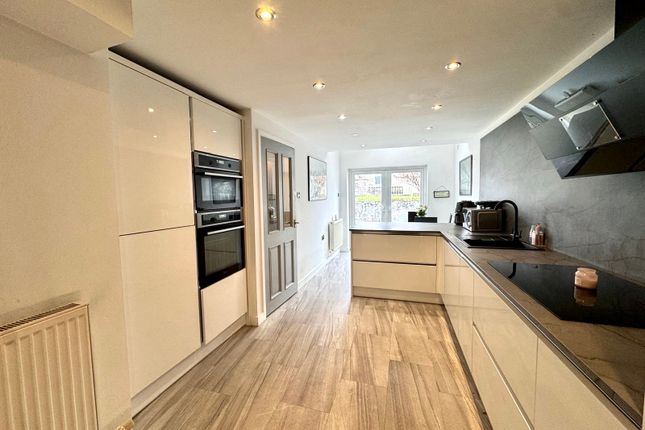 33 Cross King Street, Merthyr Tydfil photo 3