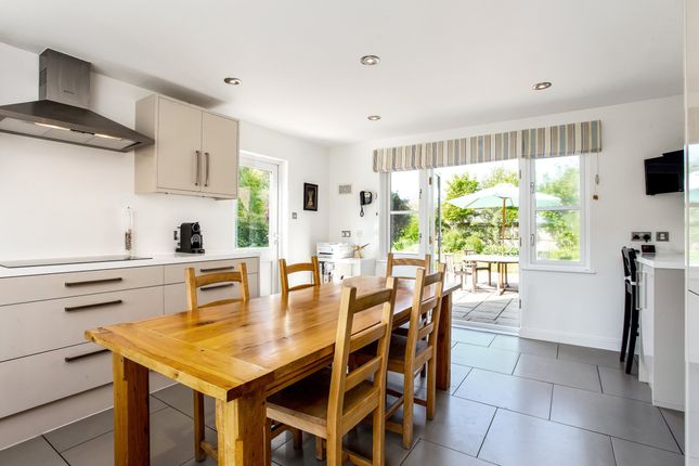 Paddock Lodge,, Dunsells Lane, Alresford photo 4